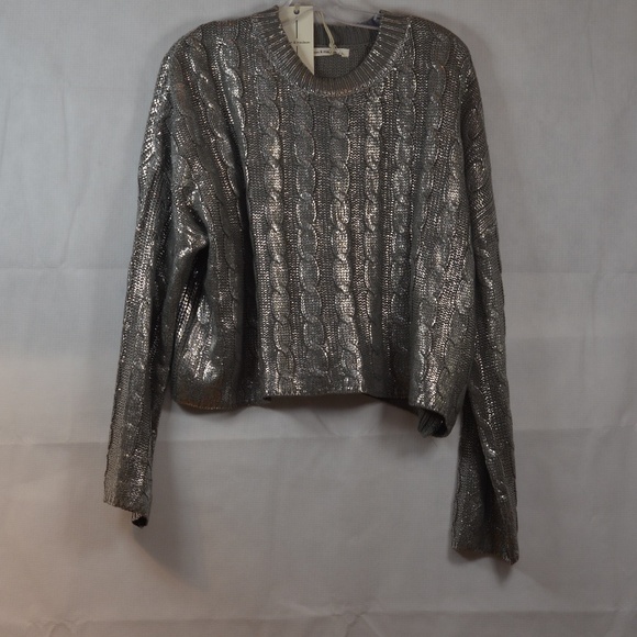 Moon & Madison Foil Silver Cable Knit Sweater NWT SZ L - Picture 2 of 13